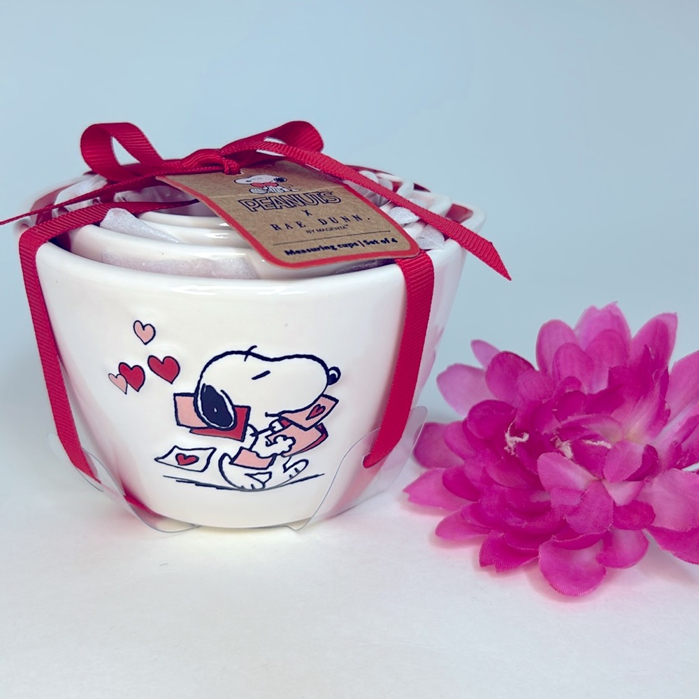 Snoopy Rae Dunn Peanuts measuring cups 4 set Snoopy Charlie Brown & Woodstock